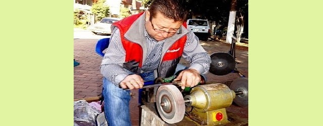 Bıçaklarınızı ustalara biletin, yoksa daha da körelebilir!